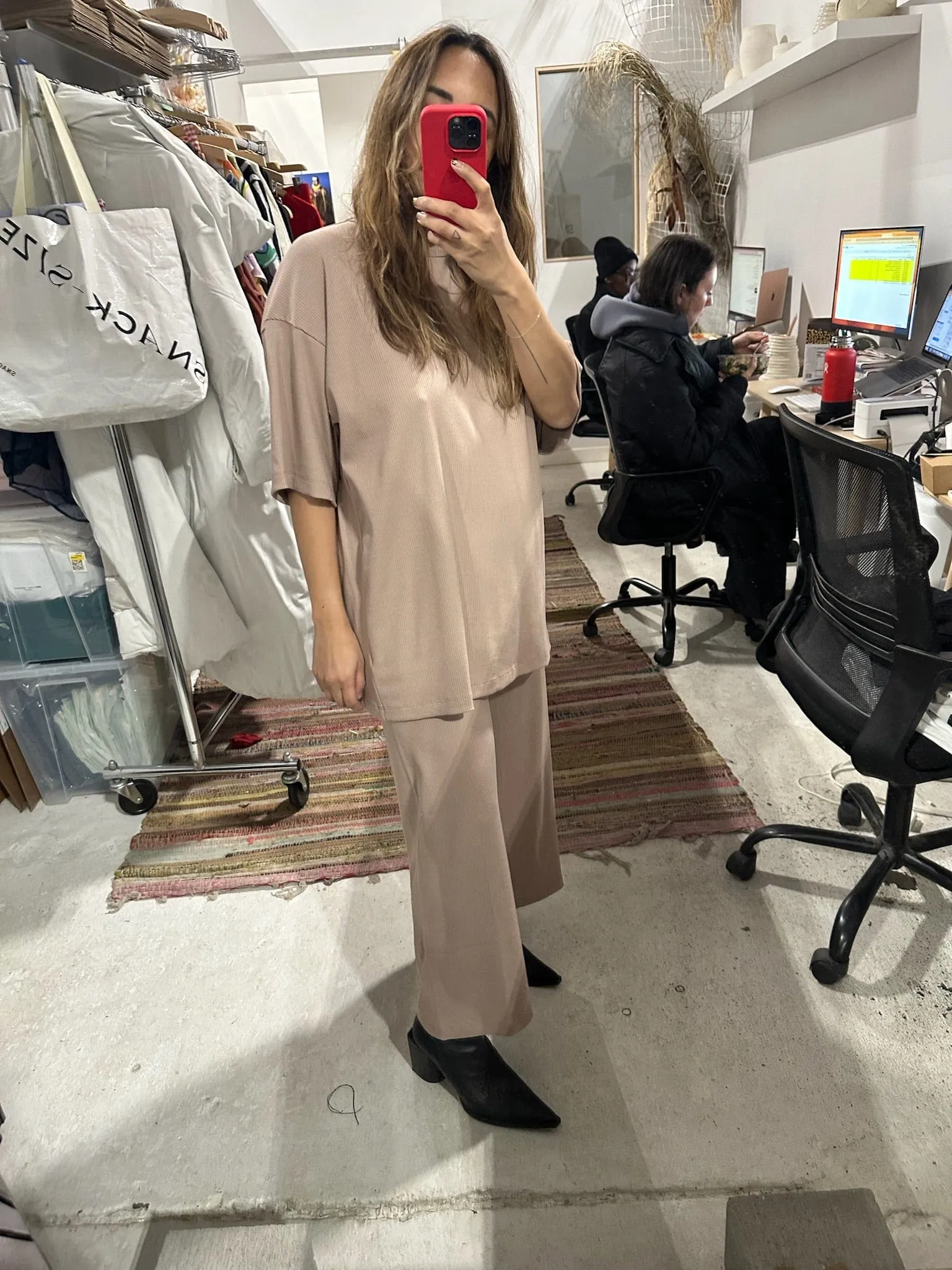 Joshua Shortsleeve Top in Taupe