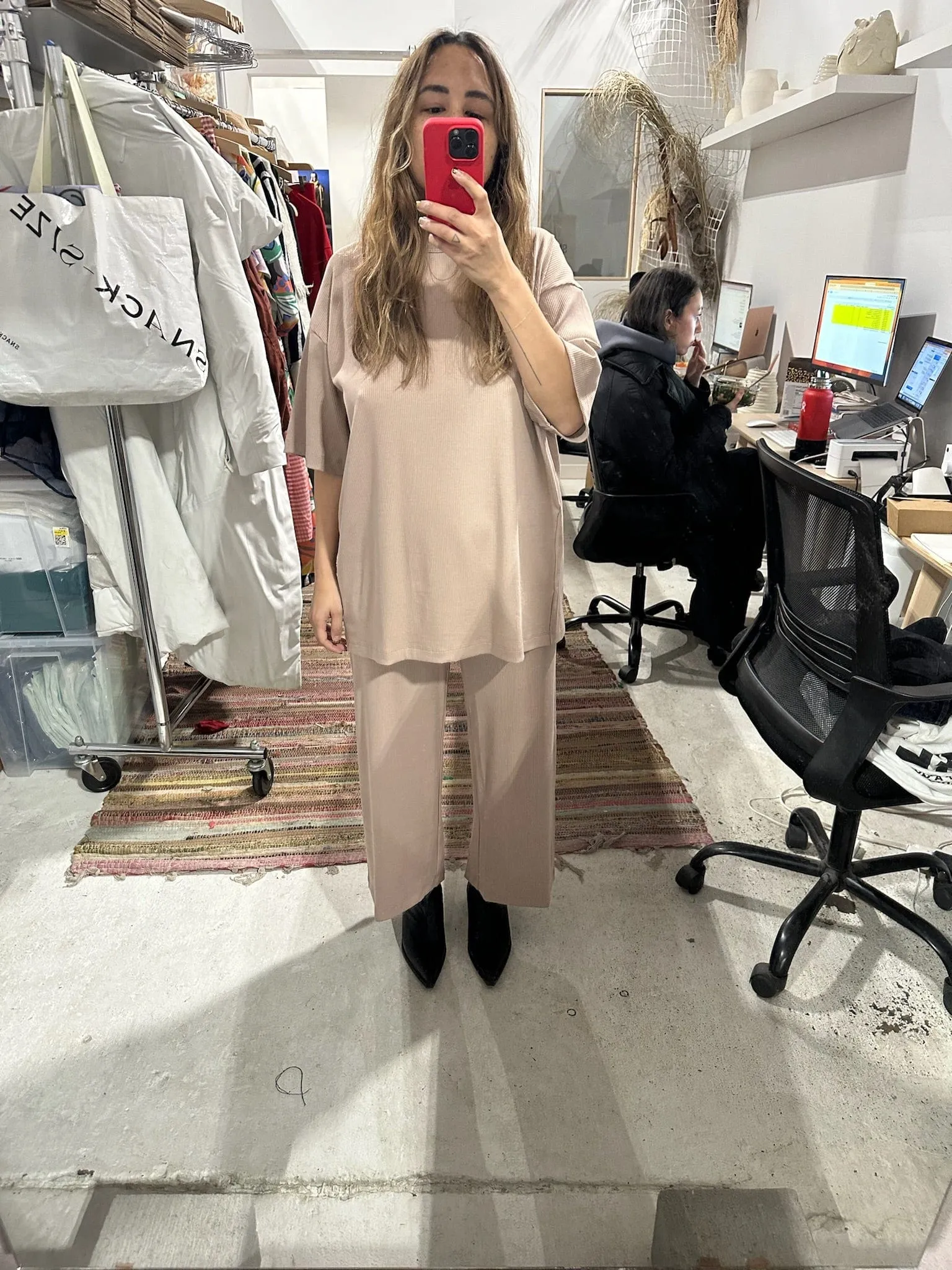 Joshua Shortsleeve Top in Taupe