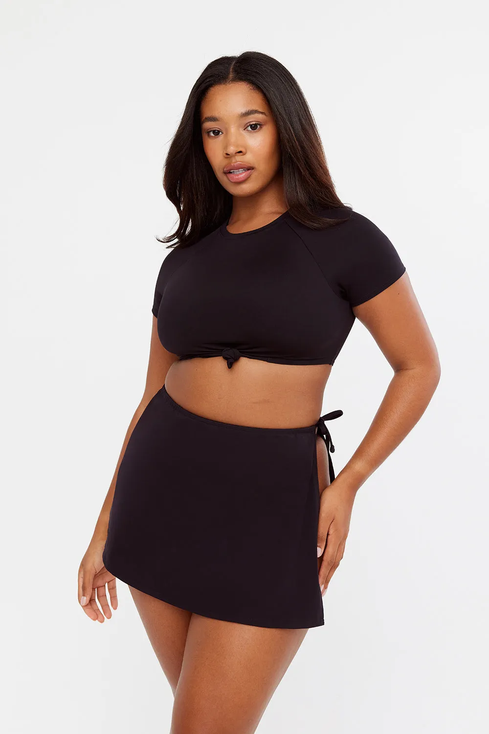 MALIBU CROP SWIM TEE - BLACK