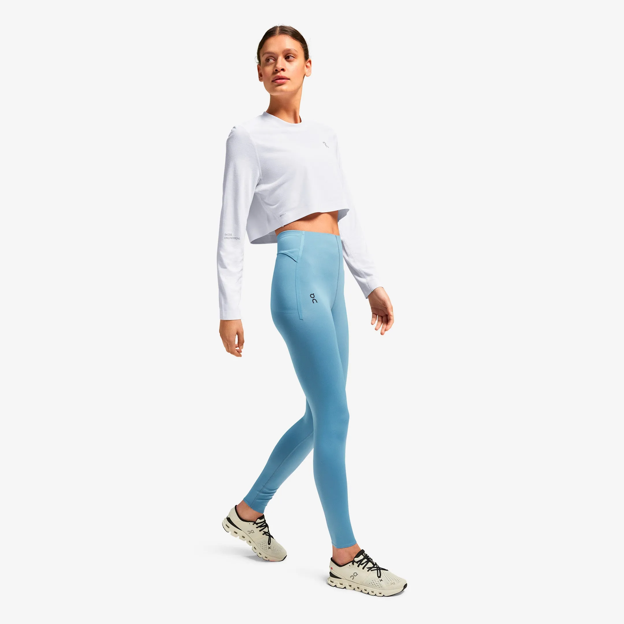 On - Active Long-T Crop Graph - Femme